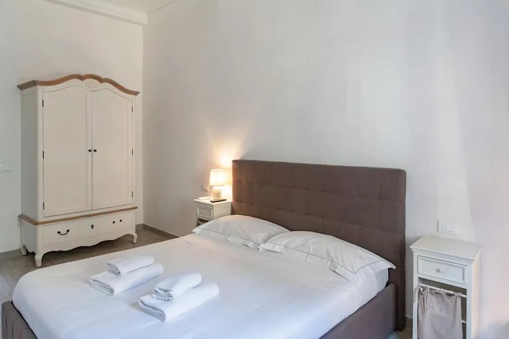 Beautiful Apartment In Quite Area Florence