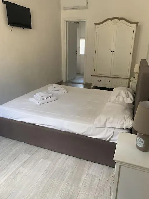 Beautiful Apartment In Quite Area Florencie